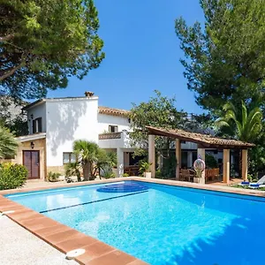 https://can-big-charles-pollena.allmallorcahotels.com