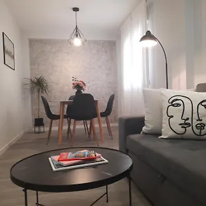 Apartamento Victoria Flat F&m Moderno, Acogedor Y Centrico, Málaga